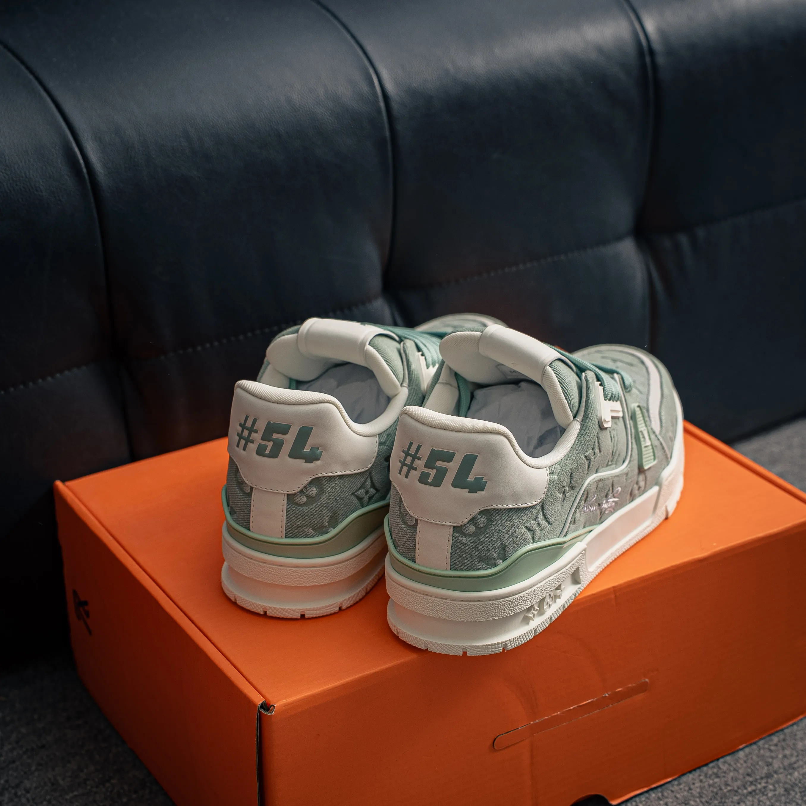 【VL 】 LOUIS VUITTON LV Trainer ✦ Cowhide Leather Monogram ，Retro ✦ #54 185